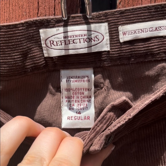 Brown corduroy pants - Picture 7 of 9